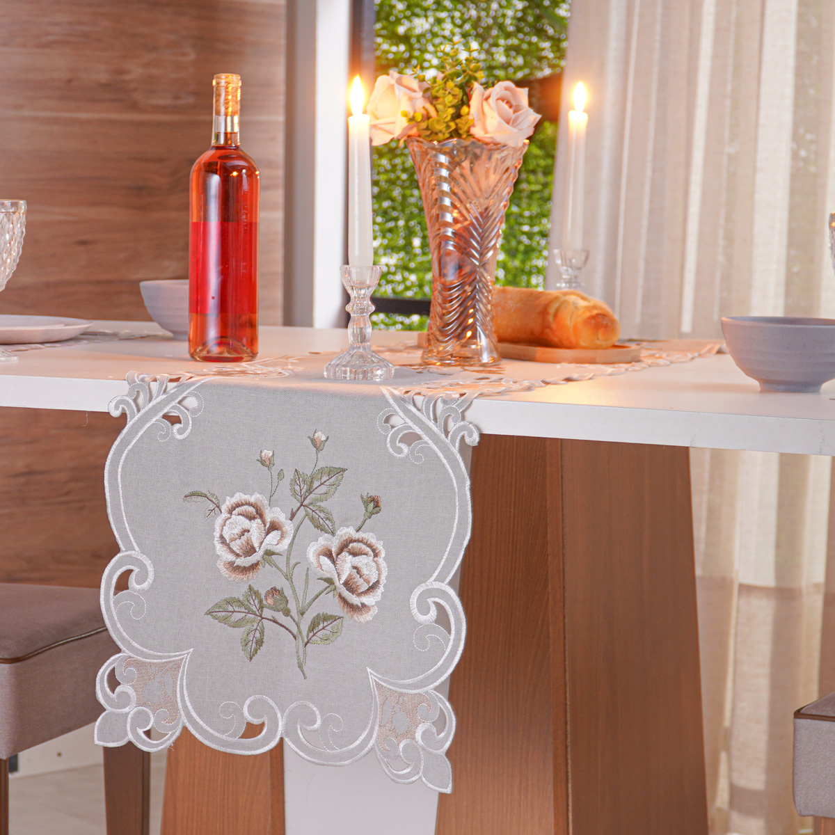TRILHO DE MESA LACE PREMIUM TESSI 40cm x 1,40m - CELINE (SC)