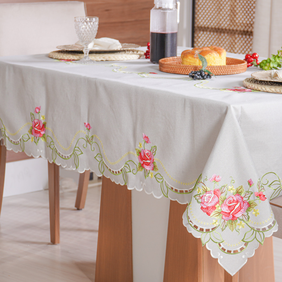 TOALHA DE MESA LACE PREMIUM TESSI 1,60m x 2,20m - ELISE (SC)