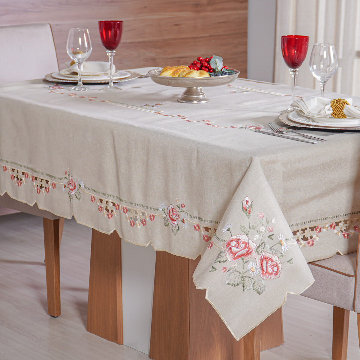 TOALHA DE MESA LACE PREMIUM TESSI 1,60m x 2,70m - AMELIE (SC)