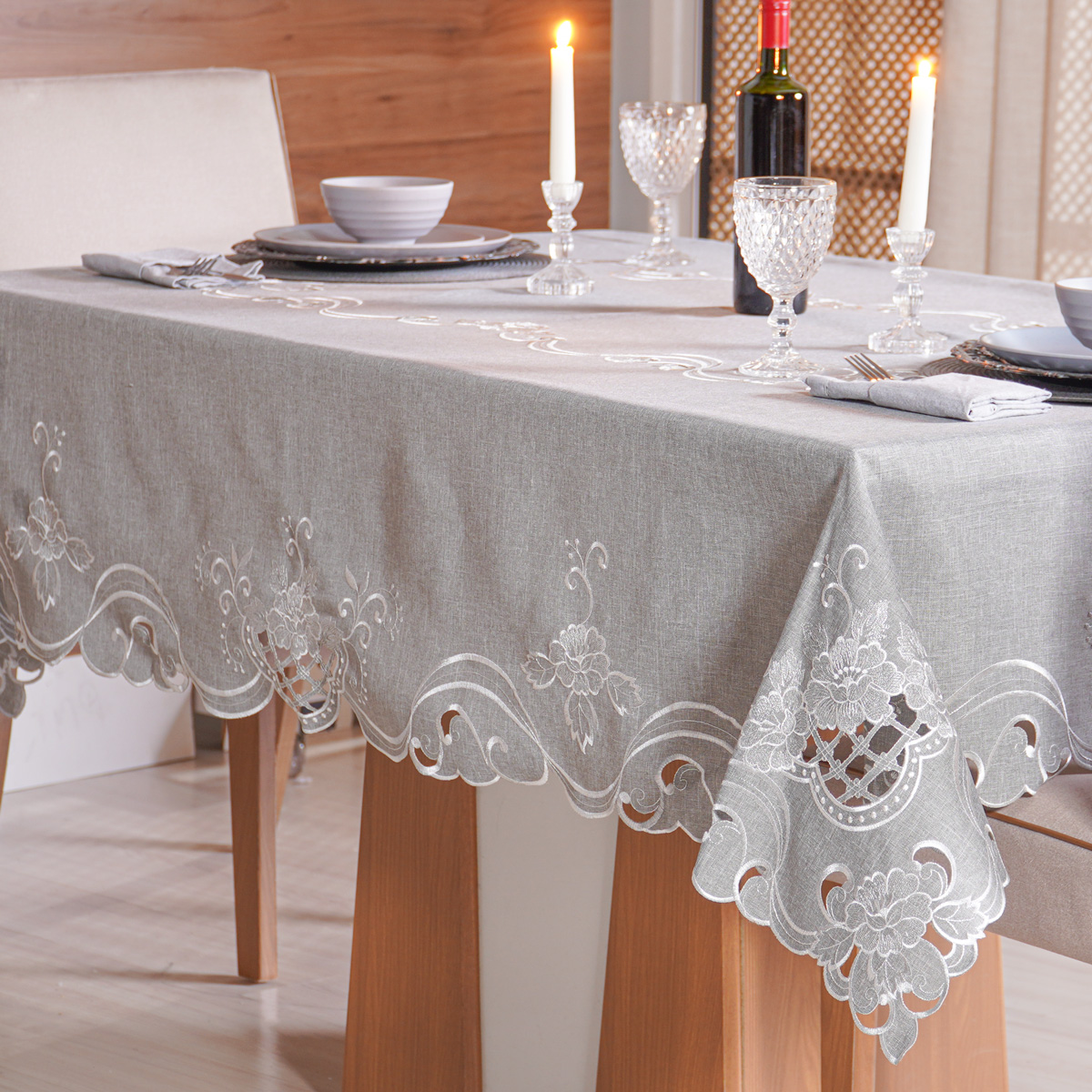 TOALHA DE MESA LACE PREMIUM TESSI 1,60m x 2,70m - CHARLOTTE (SC)