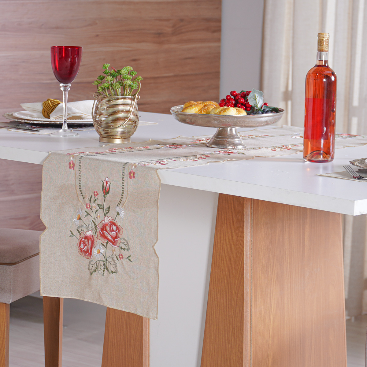 TRILHO DE MESA LACE PREMIUM TESSI 45cm x 2,20m - AMELIE (SC)