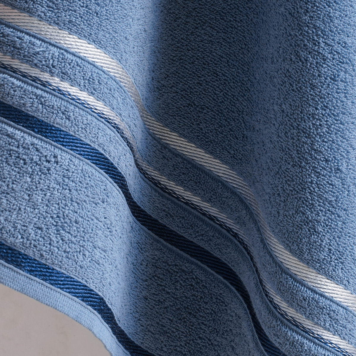 TOALHA DE ROSTO YASMIN 45cm x 70cm - AZUL TEMPESTADE (SC)