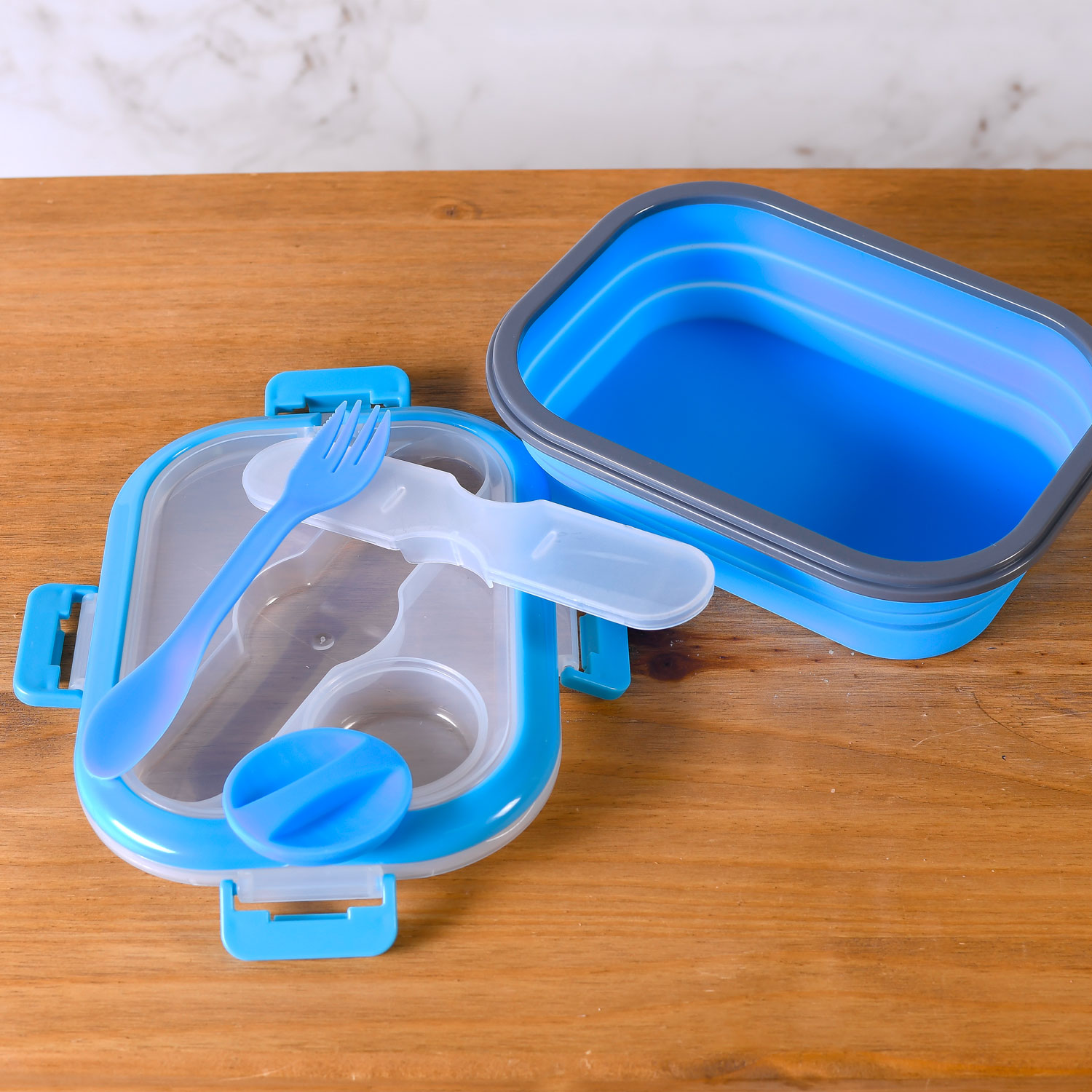POTE MARMITA RETRÁTIL DE SILICONE COM COLHER GARFO 800ML - SORTIDO (SC)