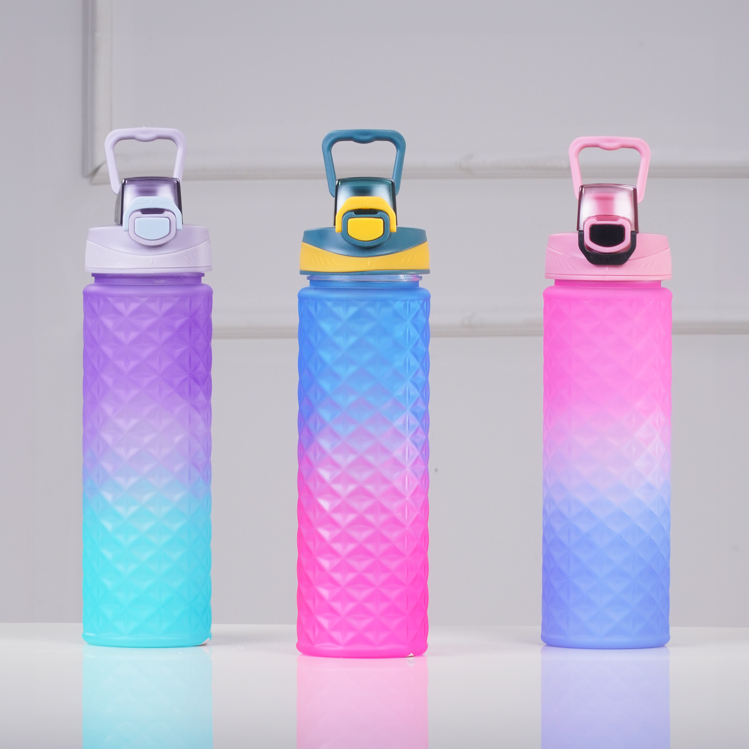 GARRAFA PLÁSTICA HIDRATE 750ML - SORTIDO (SC)