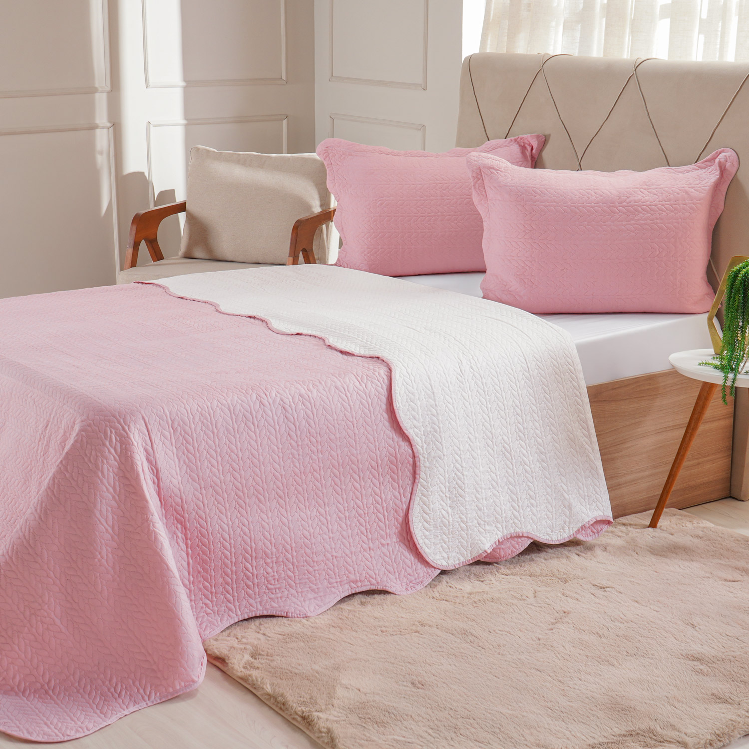 KIT COBRELEITO ULTRA LISSE COM PORTA TRAVESSEIRO KING 2,50m x 2,70m ROLINHO UNITARIA LISA - SILVER PINK (SC)