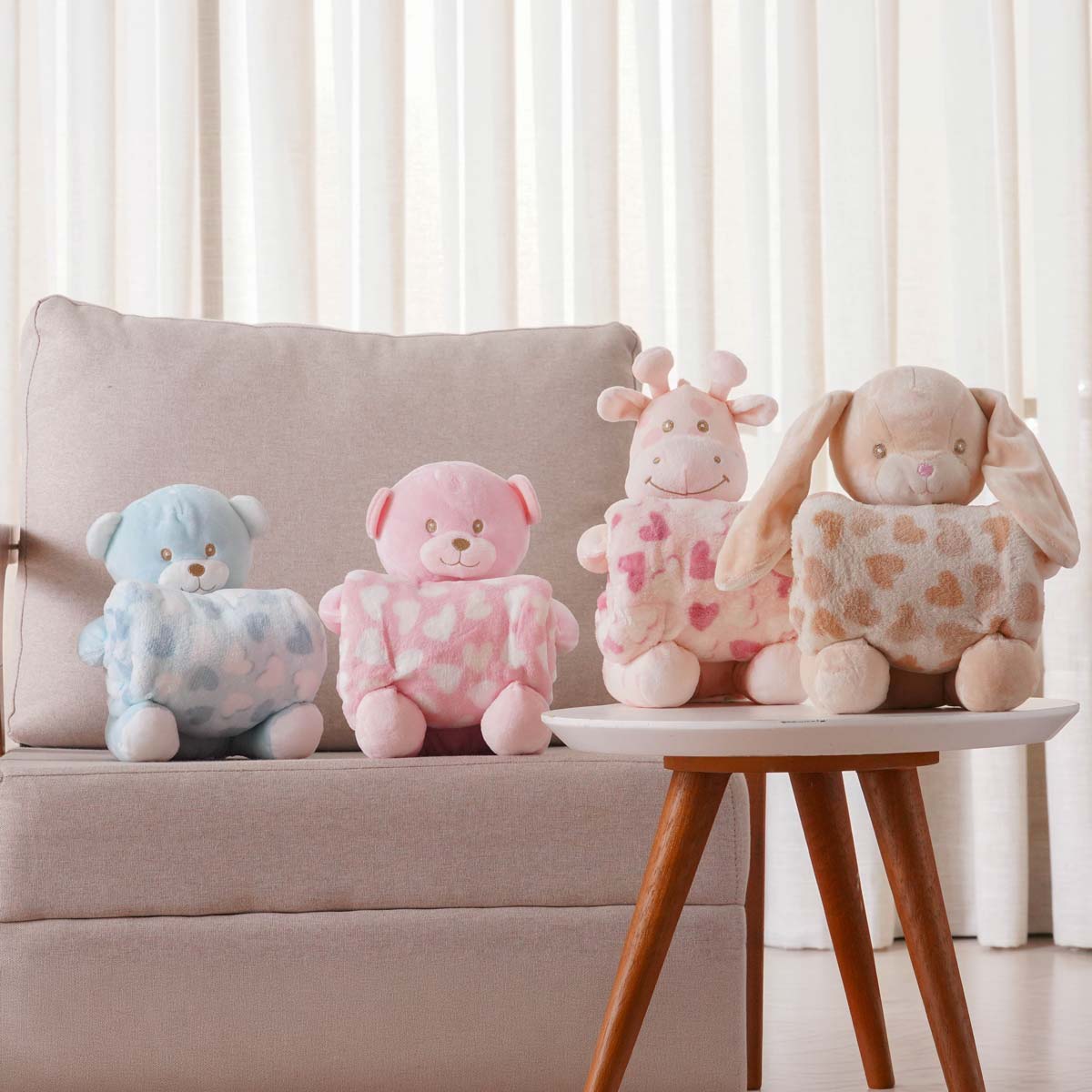 BICHINHO DE PELUCIA 26cm COM MANTA 1,00m x 75cm - CARINHOSO (SC)