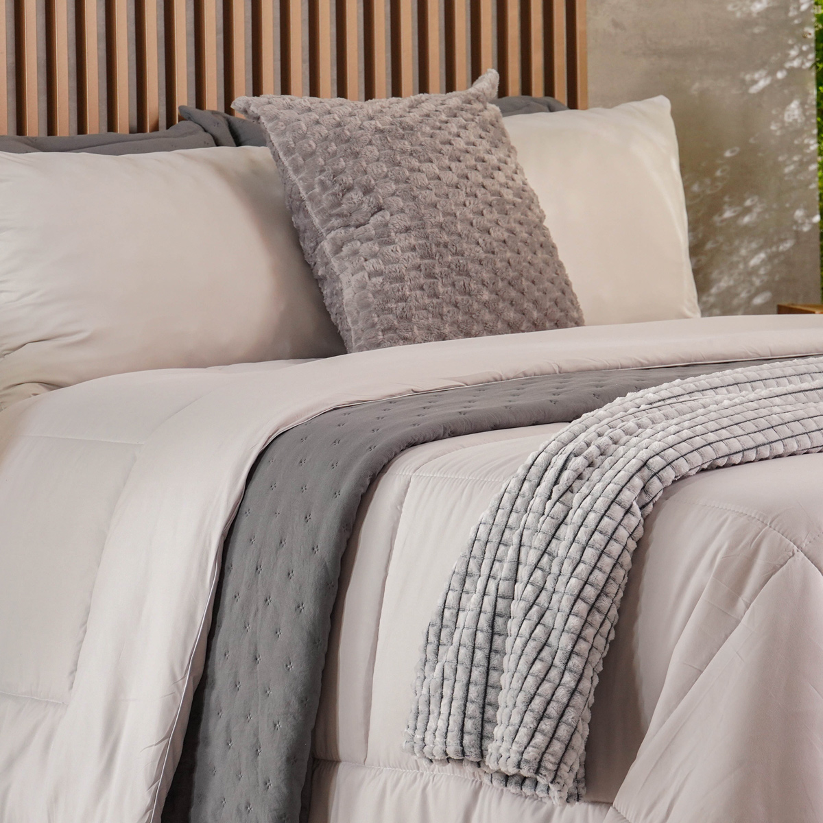 EDREDOM TOQUE DE PLUMAS SUÍTE